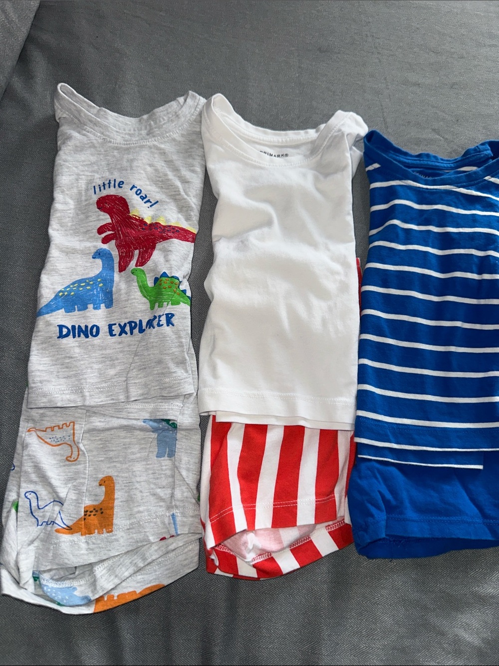 Toddler shirt sleeve shirts and shorts sets - Picture 2 of 3